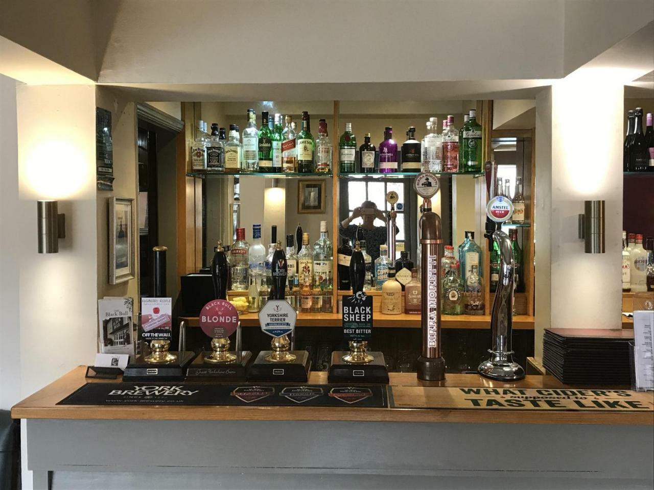 The Black Bull Inn 에스크릭 외부 사진